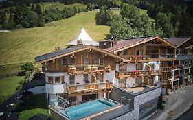 Hotel Astrid Mit Panoramapool & Inklusive Jokercard